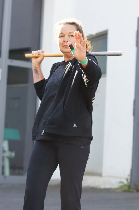 Der philippinische Kampfsport Kali ist auch effektive Selbstverteidigung für Frauen